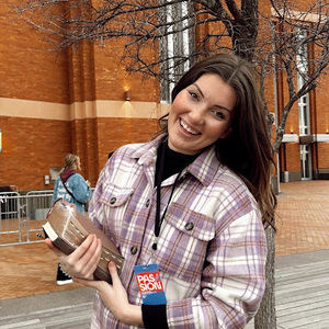 Meet your Posher, Hannah